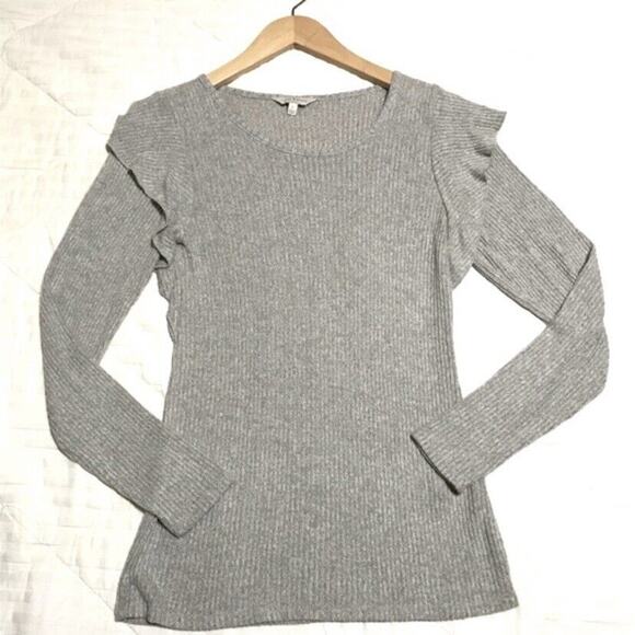 NWOT Lucky Brand Gray Ribbed Flutter Sleeve Top - Picture 7 of 7
